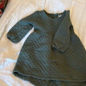 Carter’s 18 mo quilted long sleeve dress